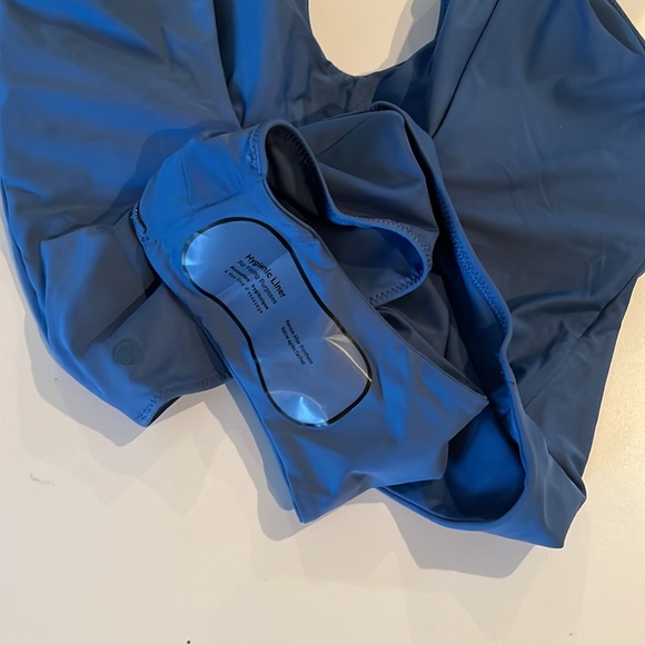Lululemon waterside V neck skimpy one piece 12 blue bathing suit swim - Picture 6 of 7